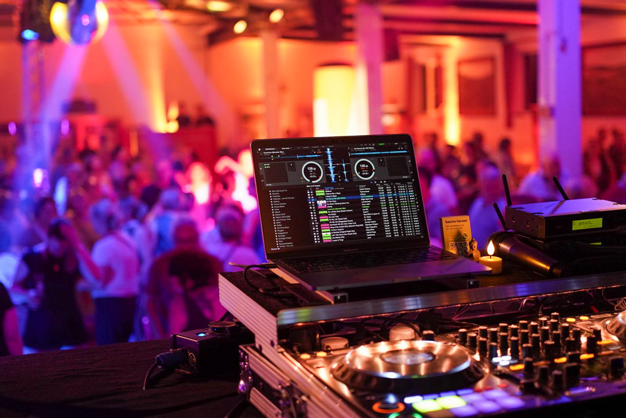 DJ-Service für Firmenfeiern, Events und Karneval